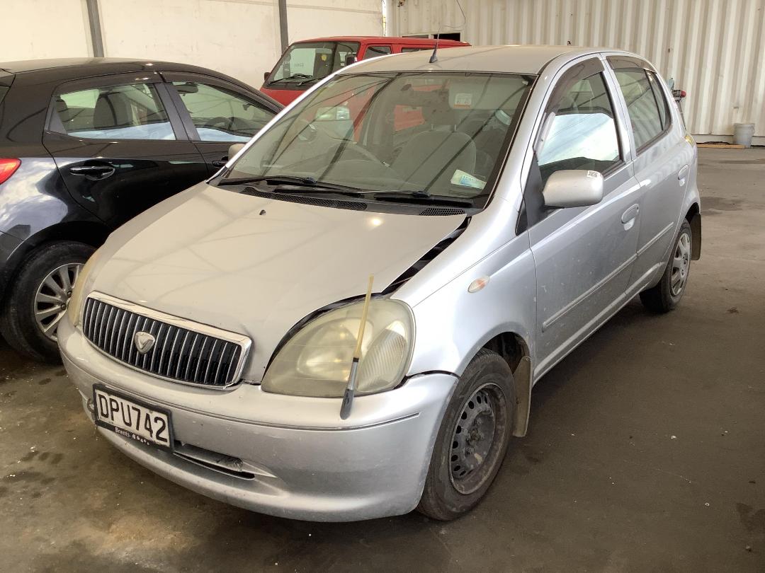 Photo '4' of Toyota Vitz Photo '4' of Toyota Vitz