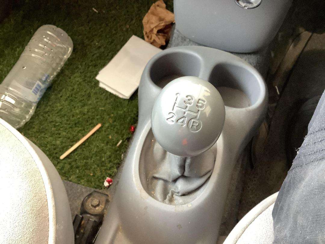 Photo '17' of Toyota Vitz Photo '17' of Toyota Vitz