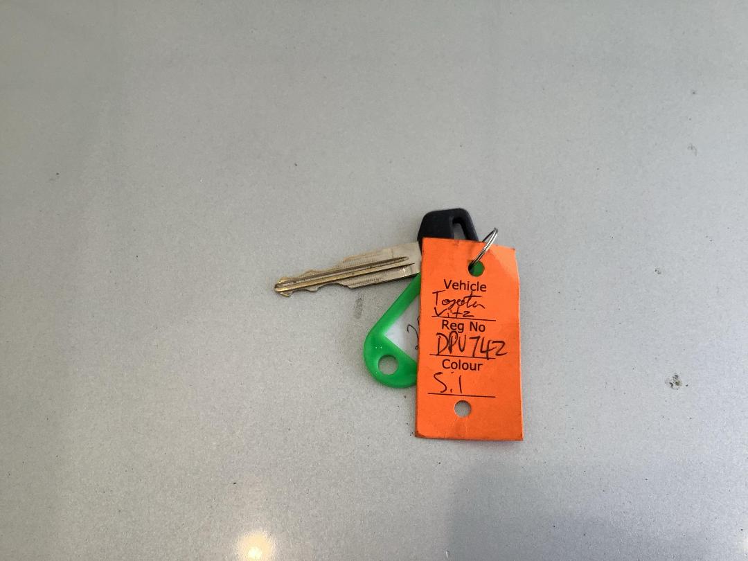 Photo '23' of Toyota Vitz Photo '23' of Toyota Vitz