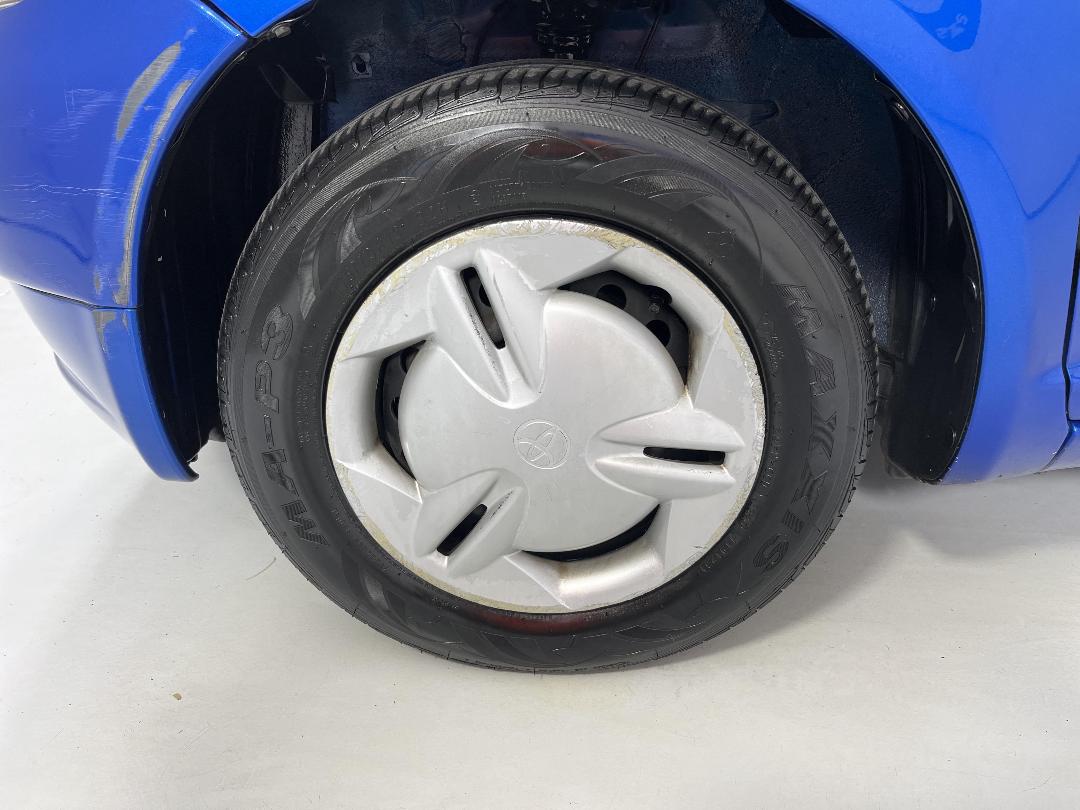 Photo '10' of Toyota Vitz