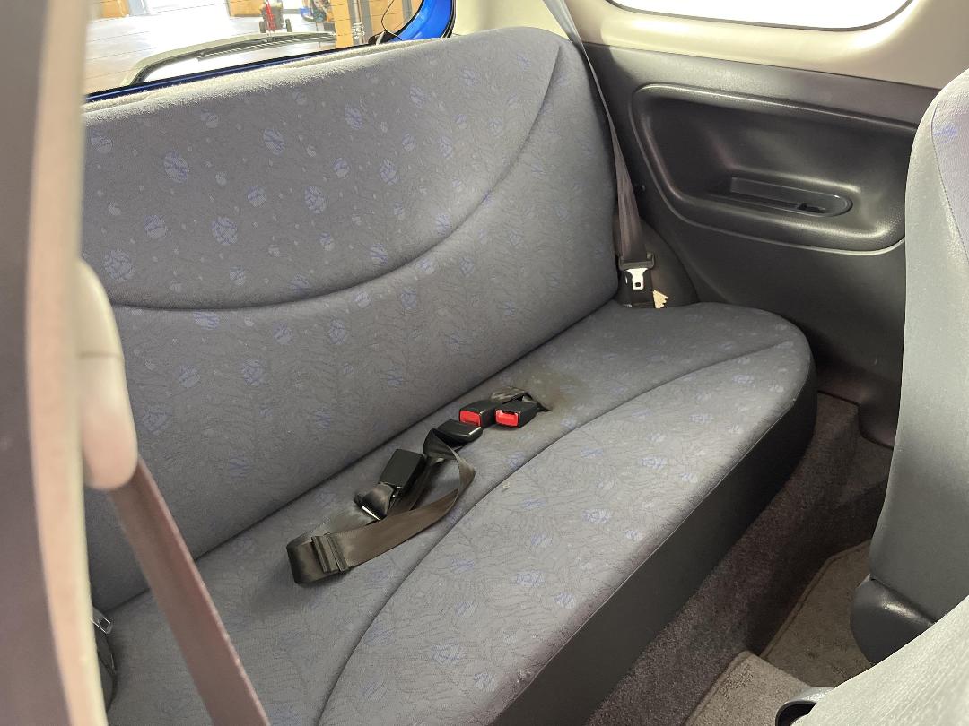 Photo '19' of Toyota Vitz