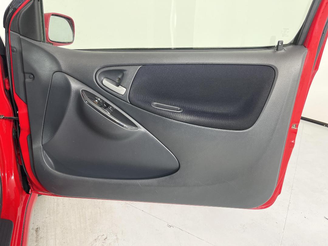 Photo '15' of Toyota Vitz