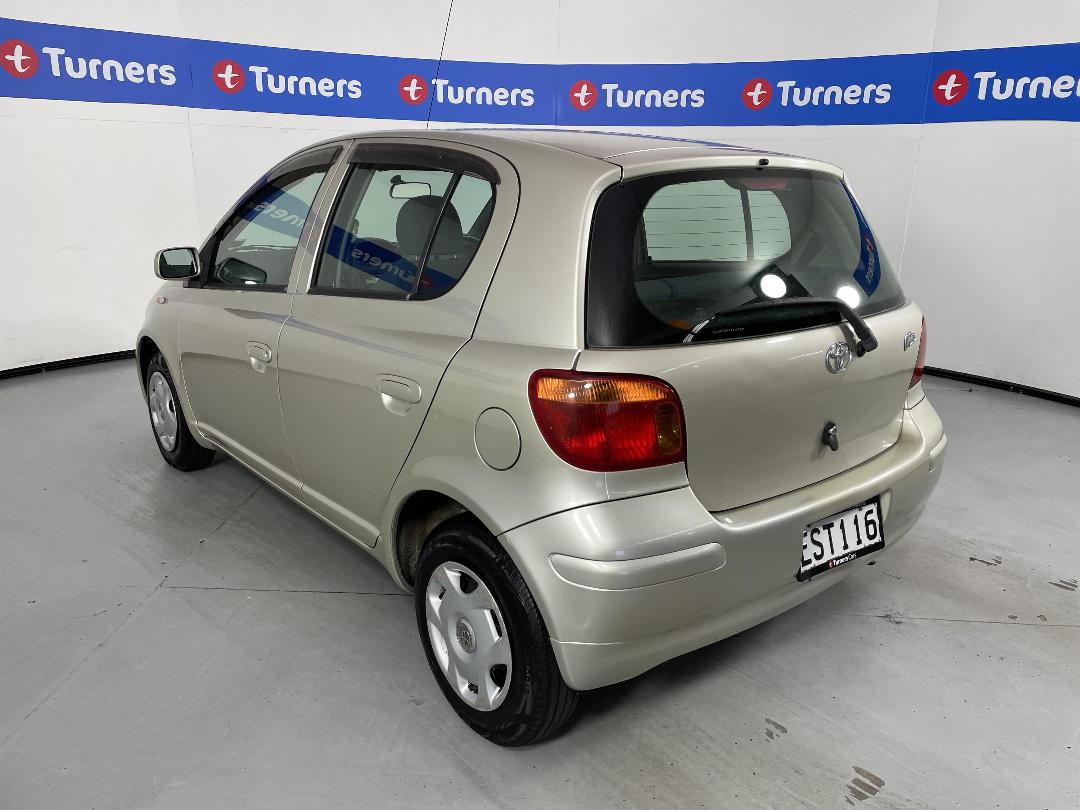 Photo '5' of Toyota Vitz