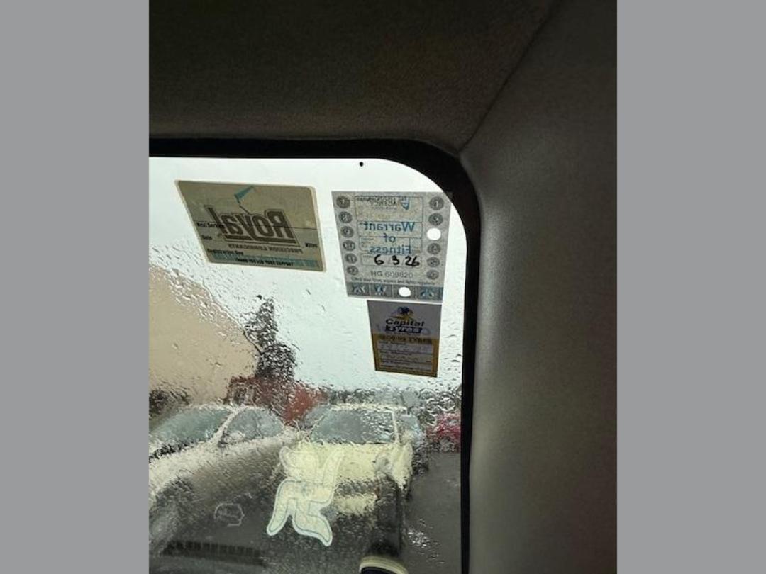 Photo '9' of Toyota Vitz Photo '9' of Toyota Vitz