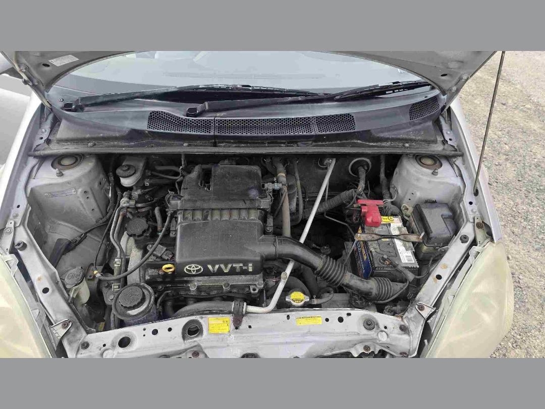 Photo '9' of Toyota Vitz