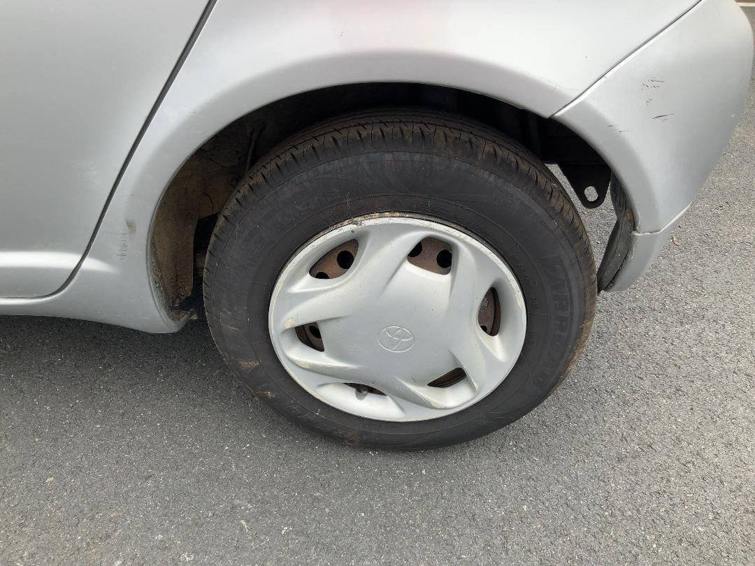 Photo '12' of Toyota Vitz