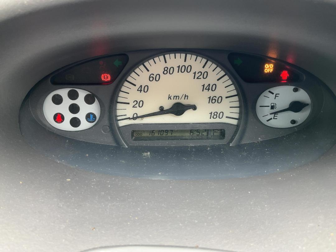 Photo '18' of Toyota Vitz