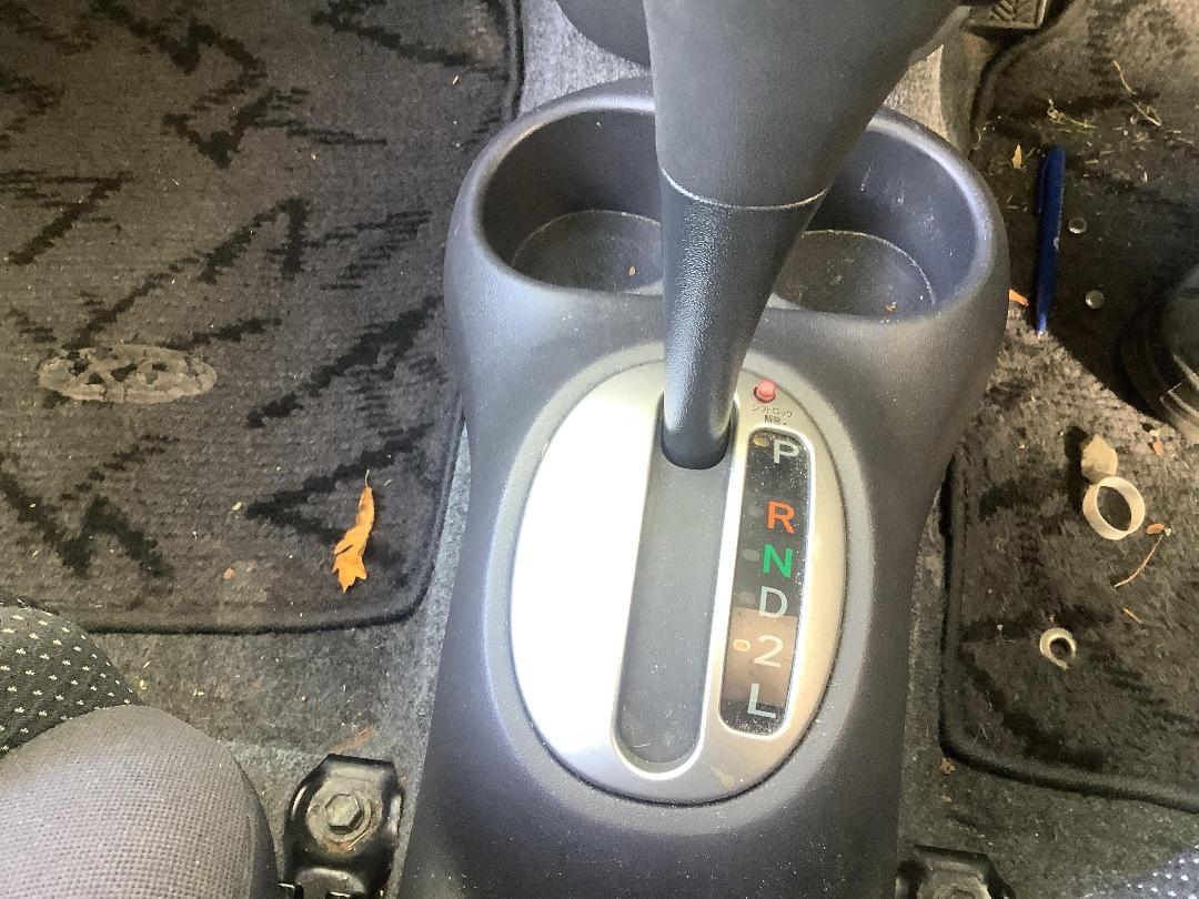 Photo '16' of Toyota Vitz