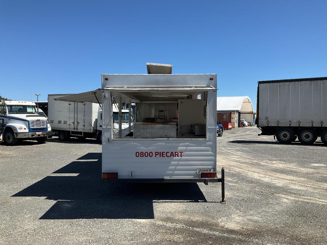 Photo '15' of TRAILER CUSTOM Food/Coffee - Tandem