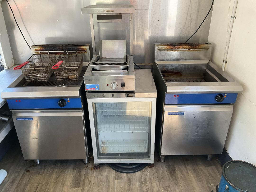 Photo '21' of TRAILER CUSTOM Food/Coffee - Tandem