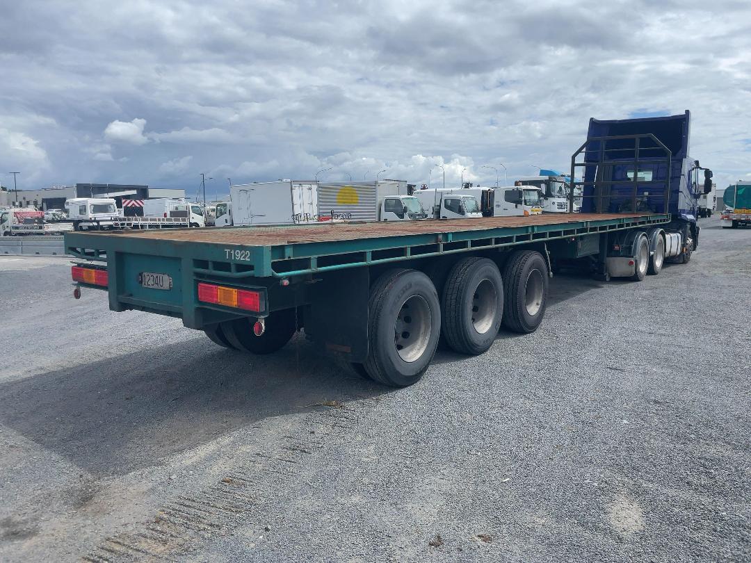 Photo '3' of TRAILER YANGZHOU XINGHUA SP TRAILER Flat Deck Semi Photo '3' of TRAILER YANGZHOU XINGHUA SP TRAILER Flat Deck Semi