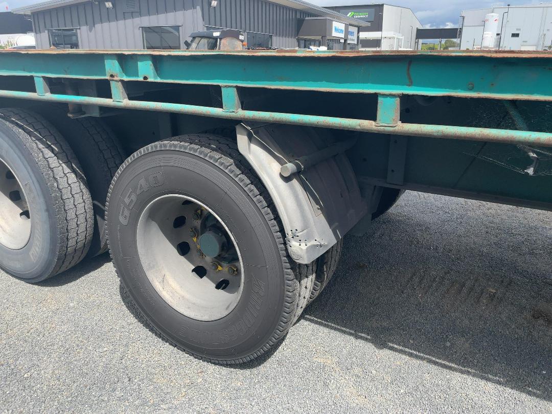 Photo '25' of TRAILER YANGZHOU XINGHUA SP TRAILER Flat Deck Semi Photo '25' of TRAILER YANGZHOU XINGHUA SP TRAILER Flat Deck Semi