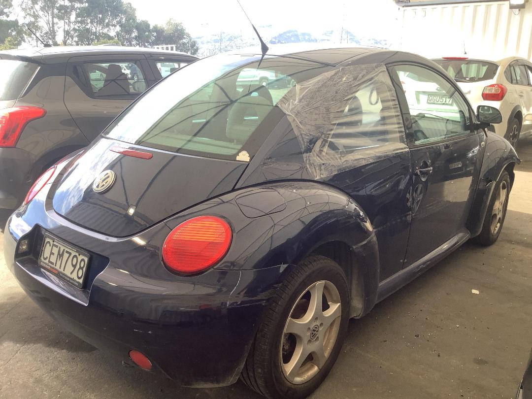 Photo '7' of Volkswagen Beetle Photo '7' of Volkswagen Beetle