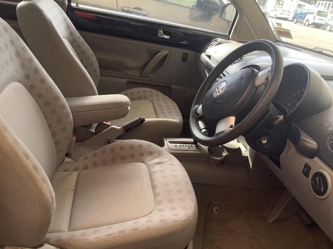 Photo '11' of Volkswagen Beetle Photo '11' of Volkswagen Beetle