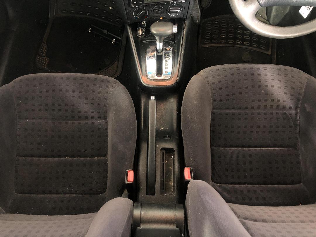 Photo '18' of Volkswagen Golf Photo '18' of Volkswagen Golf