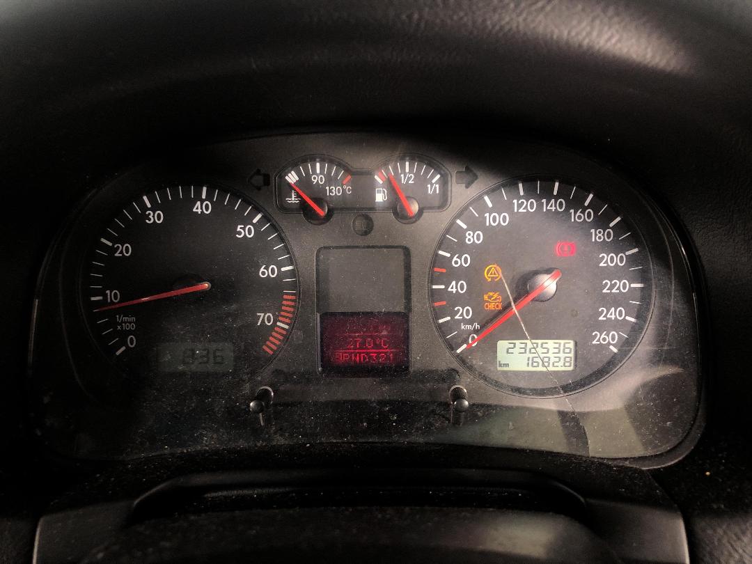 Photo '21' of Volkswagen Golf Photo '21' of Volkswagen Golf