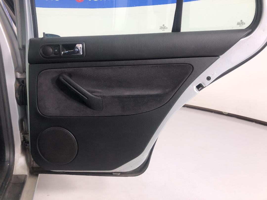 Photo '19' of Volkswagen Golf Photo '19' of Volkswagen Golf