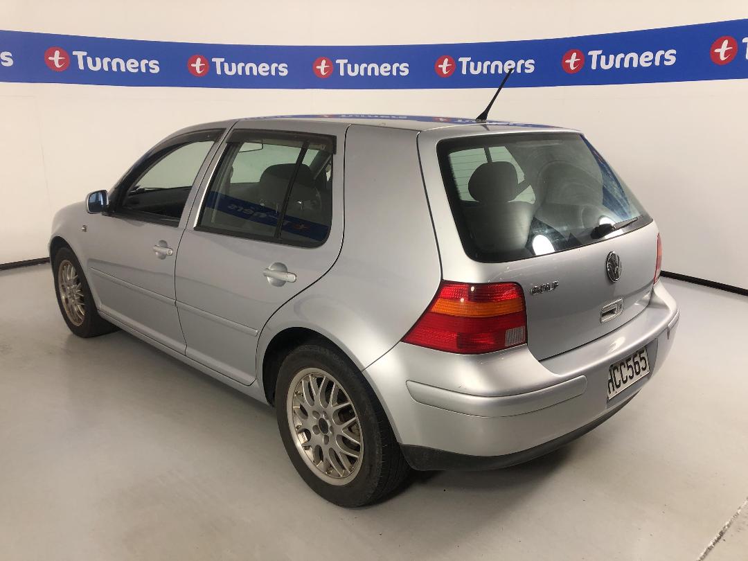 Photo '5' of Volkswagen Golf Photo '5' of Volkswagen Golf