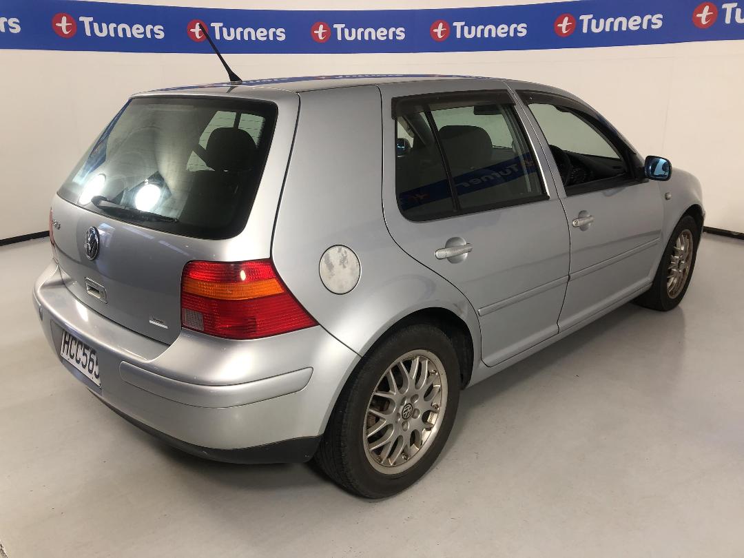 Photo '7' of Volkswagen Golf Photo '7' of Volkswagen Golf