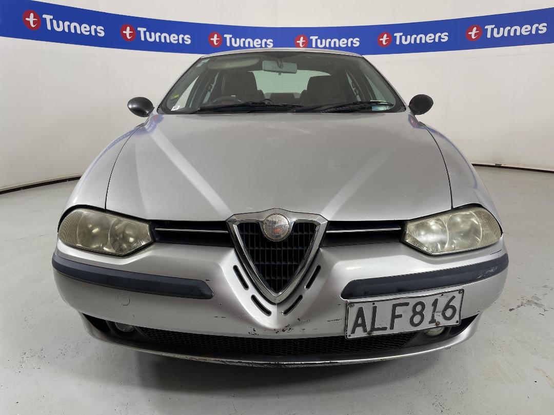 Photo '2' of Alfa Romeo 156 TS