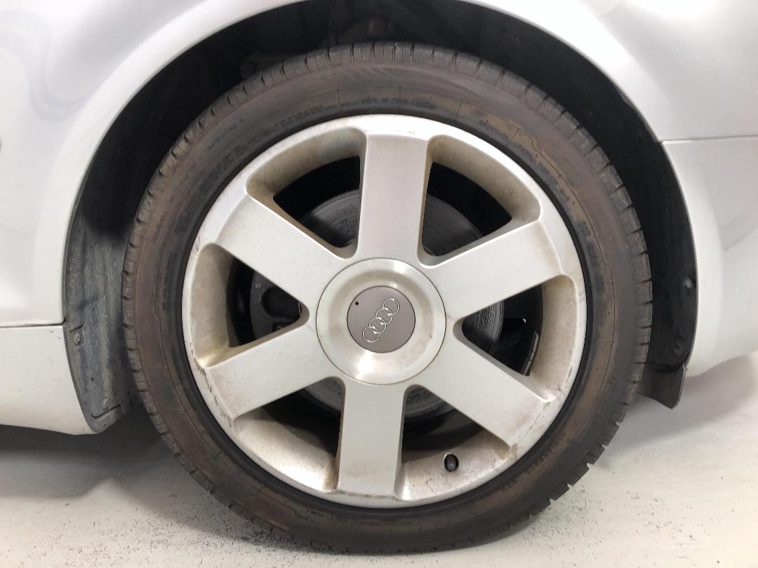 Photo '2' of Audi A4 Cabriolet 2.4