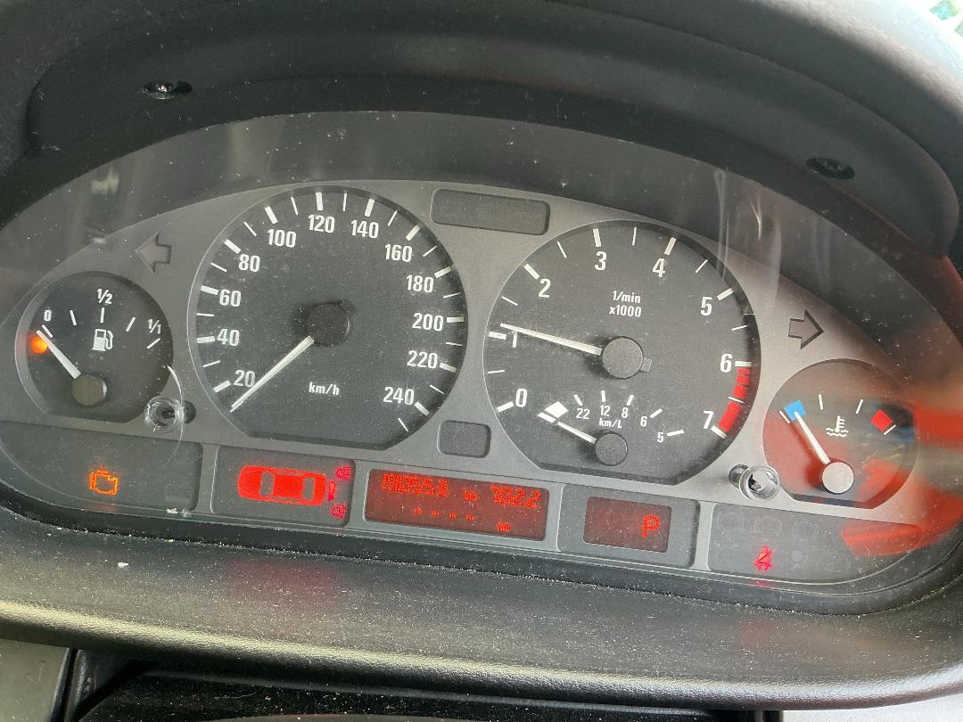 Photo '16' of BMW 318i