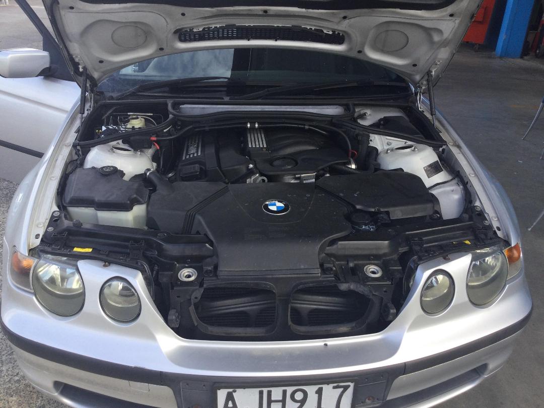 Photo '12' of BMW Compact