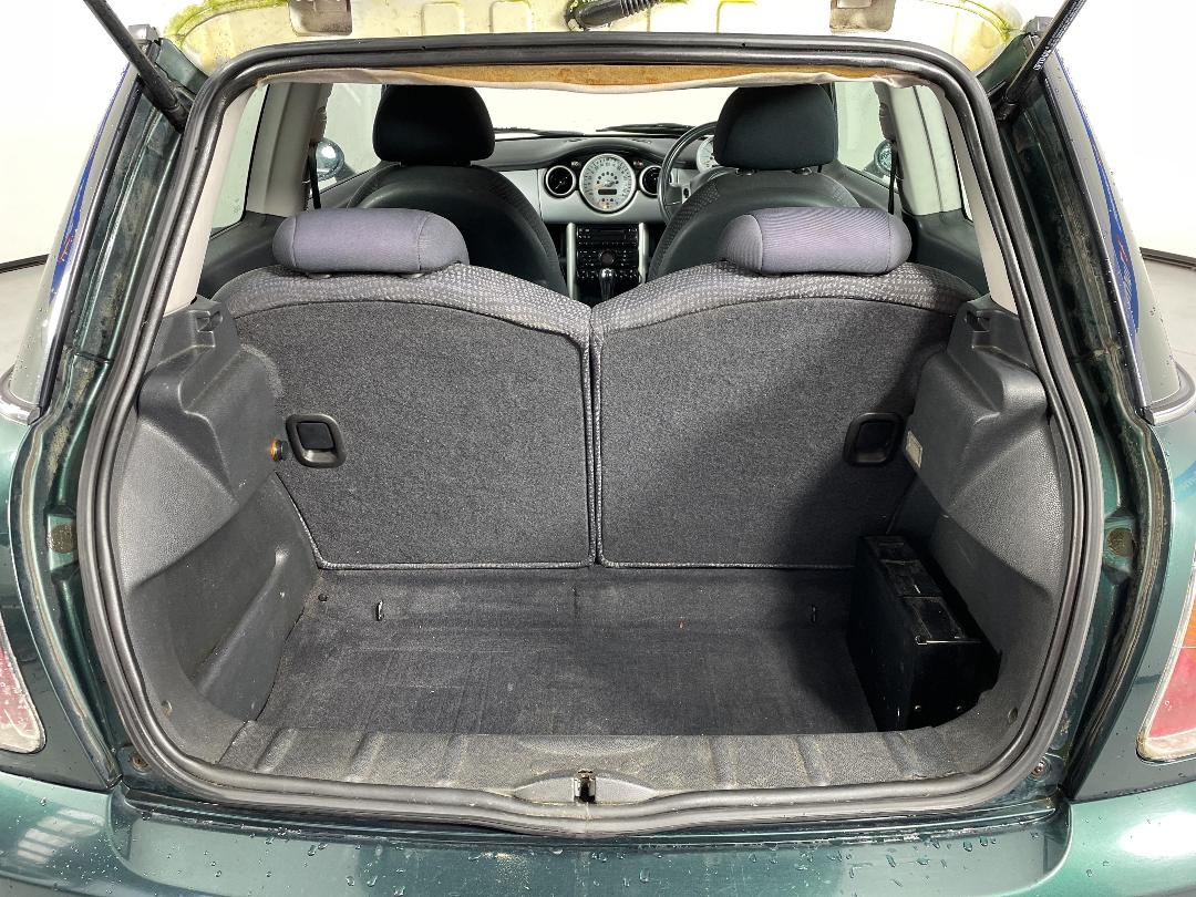 Photo '14' of BMW Mini