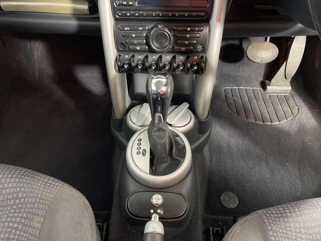 Photo '18' of BMW Mini