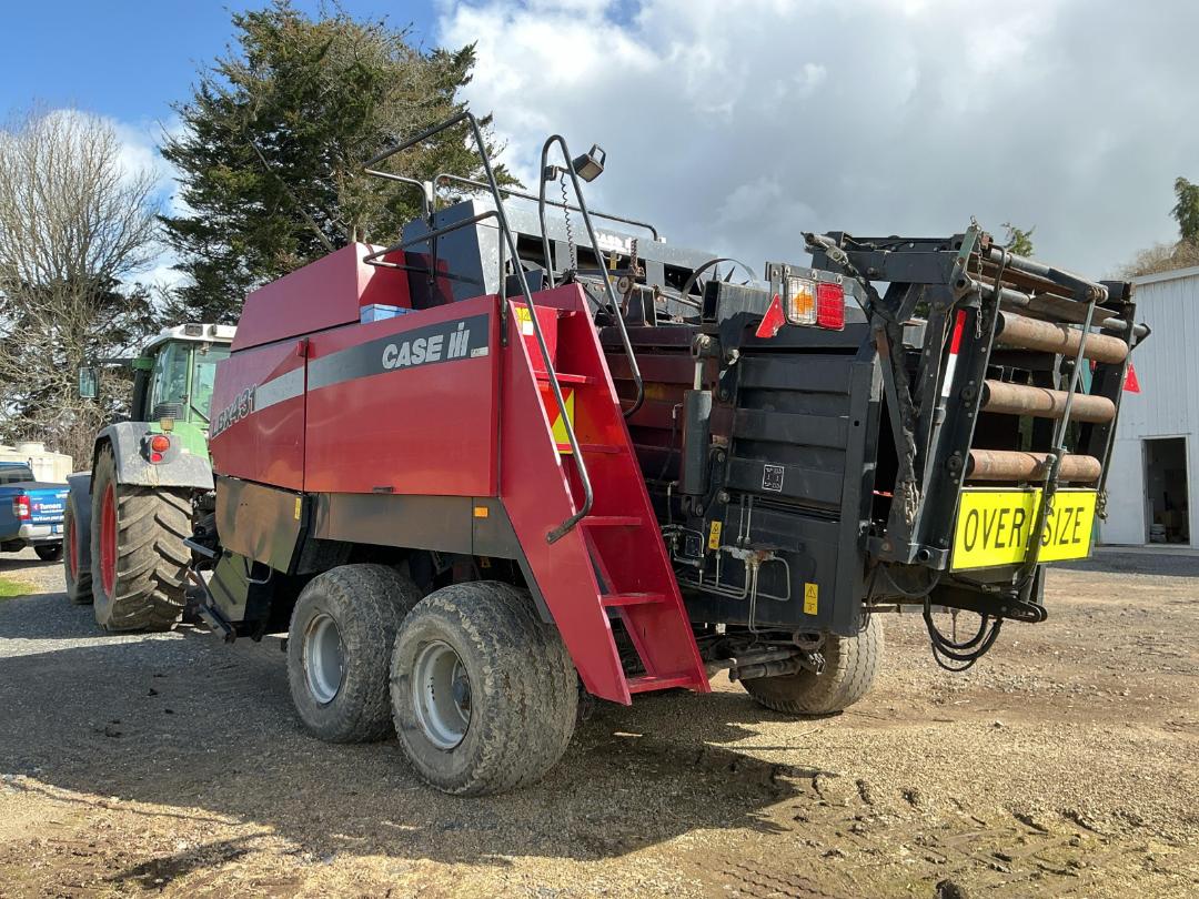 Photo '6' of Case LBX431RT Baler