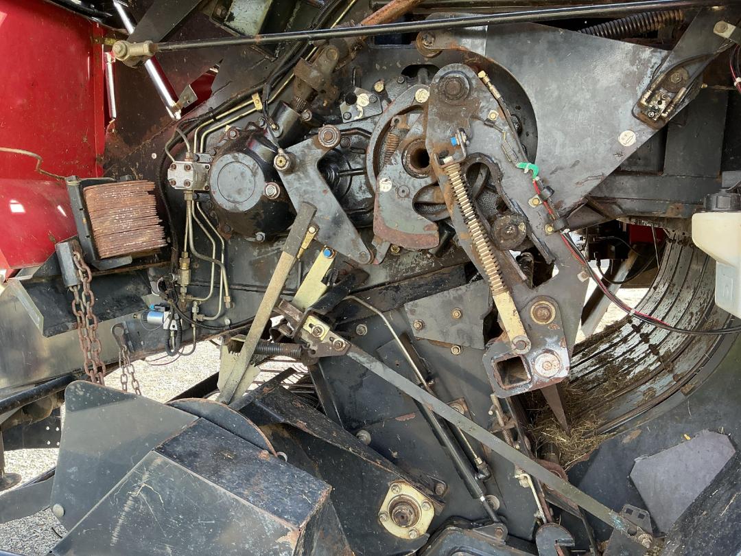 Photo '13' of Case LBX431RT Baler