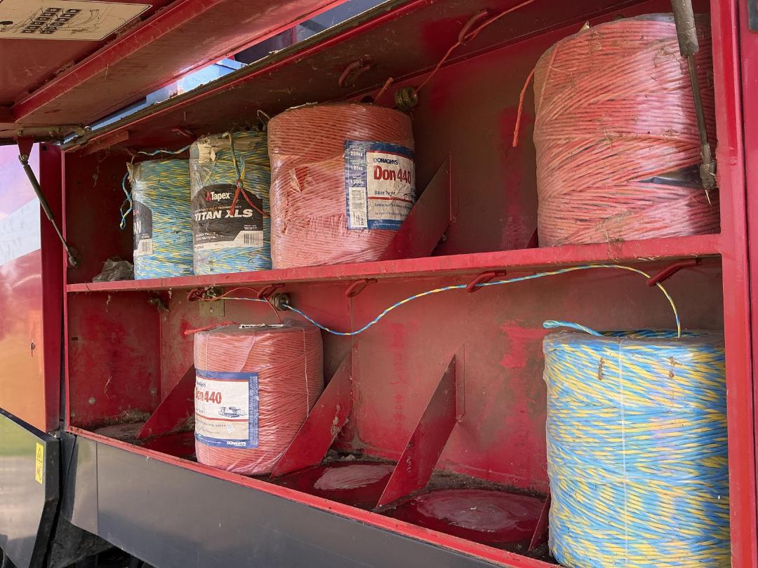 Photo '21' of Case LBX431RT Baler