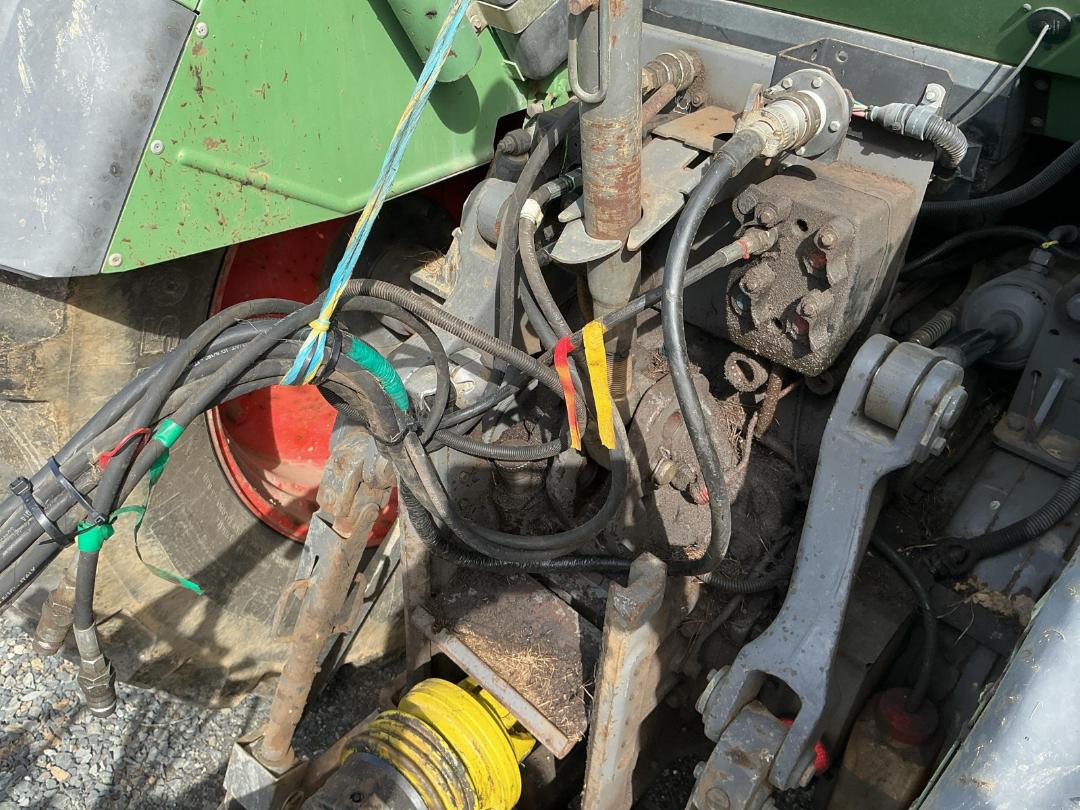 Photo '30' of Case LBX431RT Baler