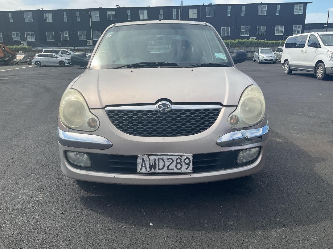 Photo '2' of Daihatsu Sirion Photo '2' of Daihatsu Sirion