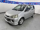 Thumbnail '4' of Daihatsu YRV