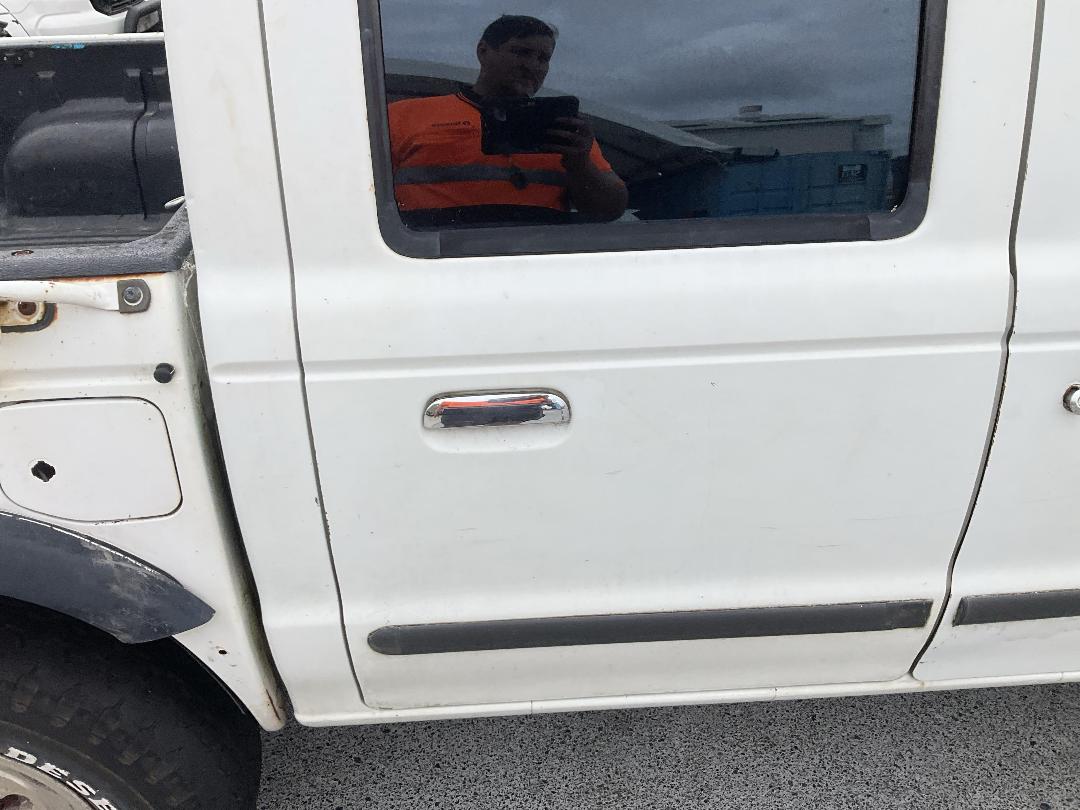 Photo '18' of Ford Courier XLT Chassis CAB