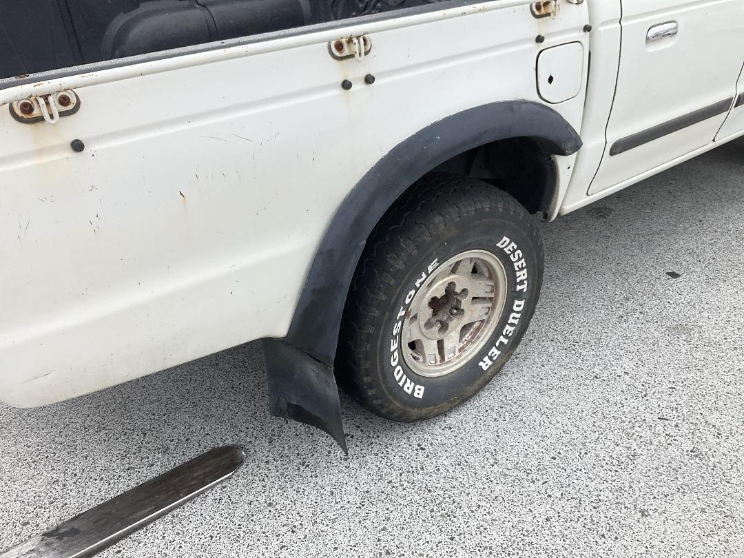 Photo '16' of Ford Courier XLT Chassis CAB