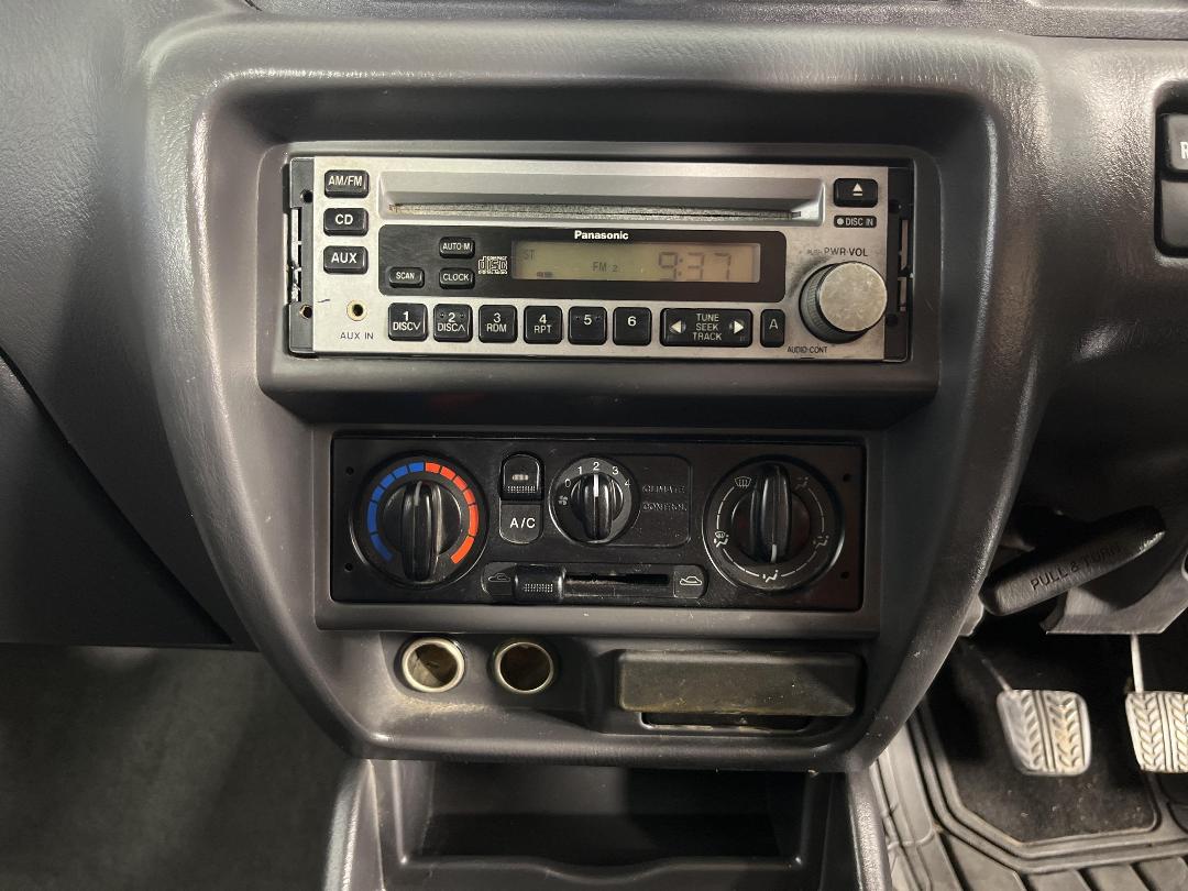 Photo '21' of Ford Courier