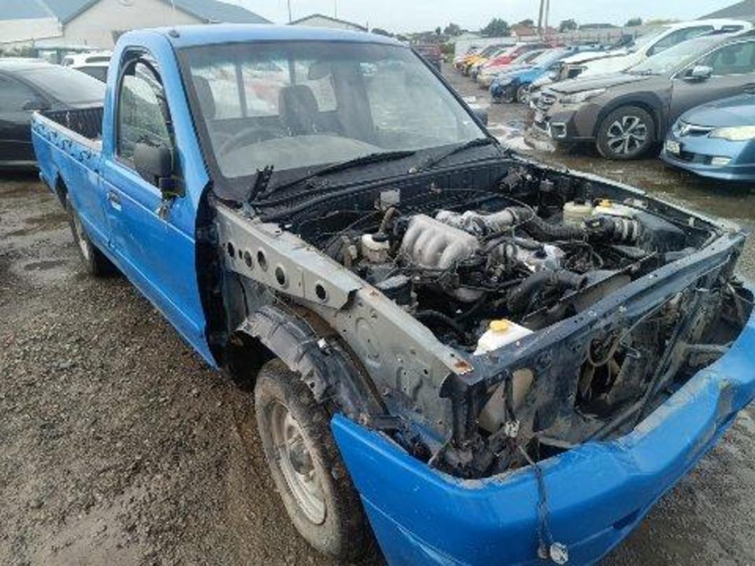 Photo '9' of Ford Courier XL C/CAB