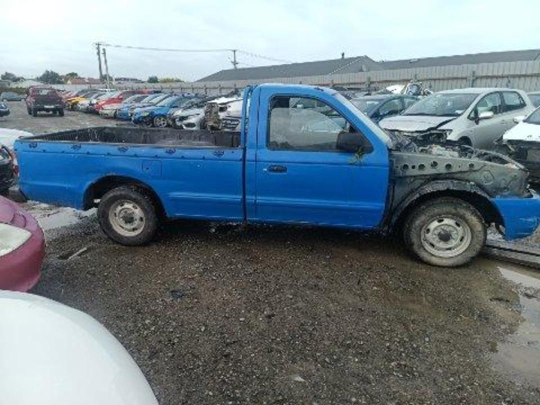 Photo '11' of Ford Courier XL C/CAB