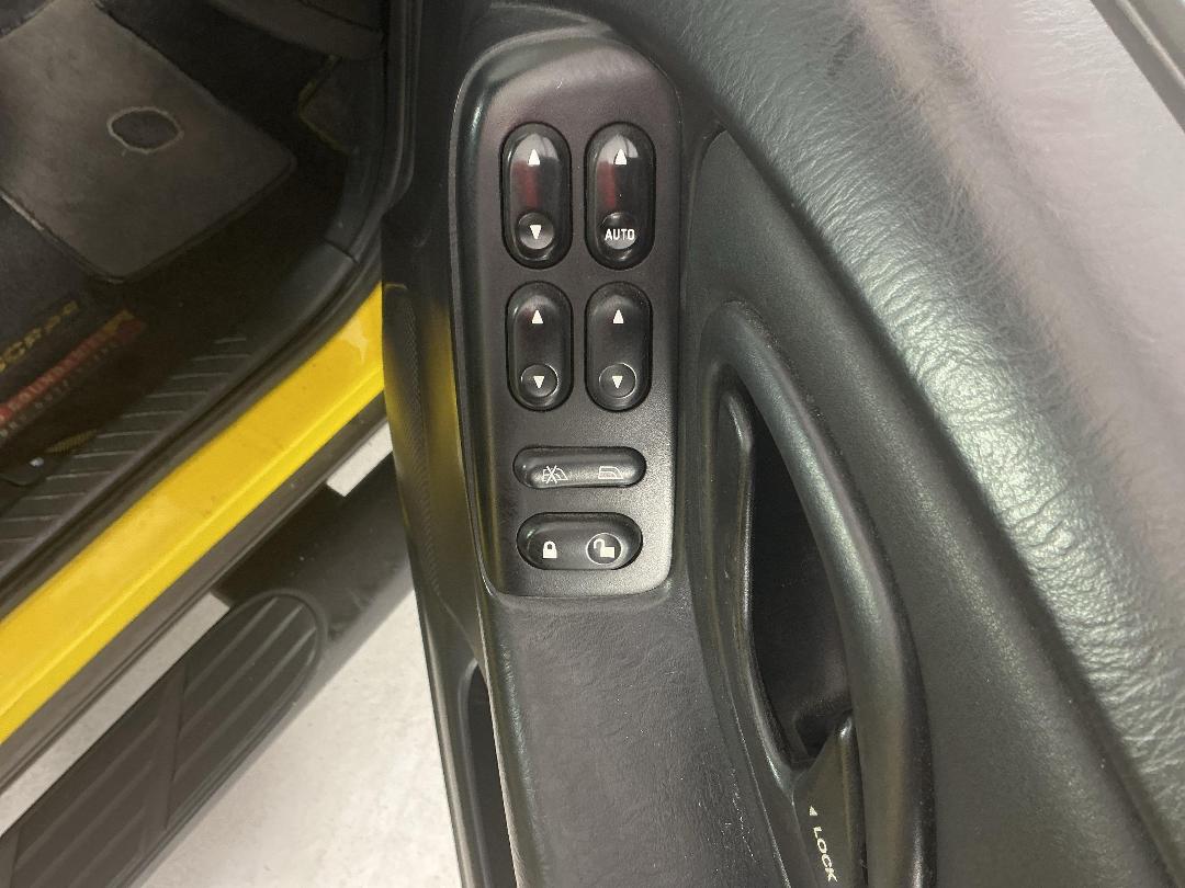 Photo '23' of Ford Escape