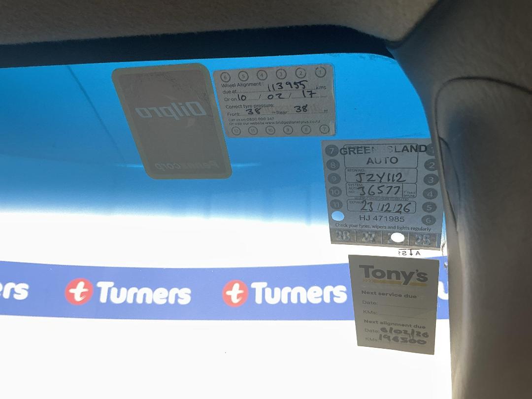 Photo '26' of Ford Escape