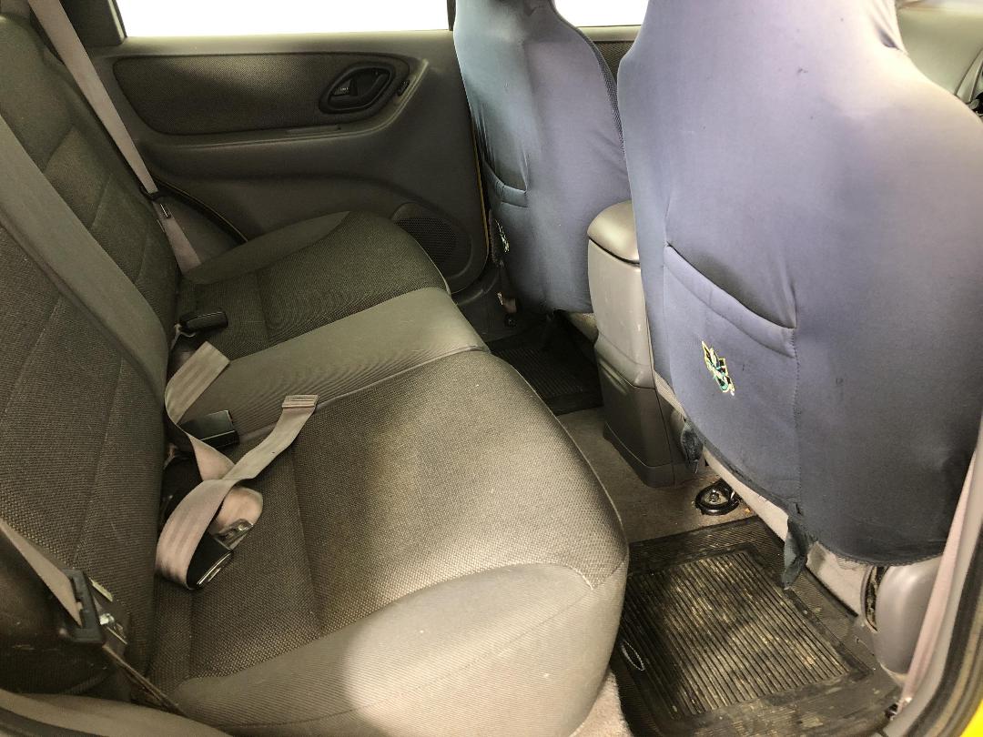 Photo '20' of Ford Escape