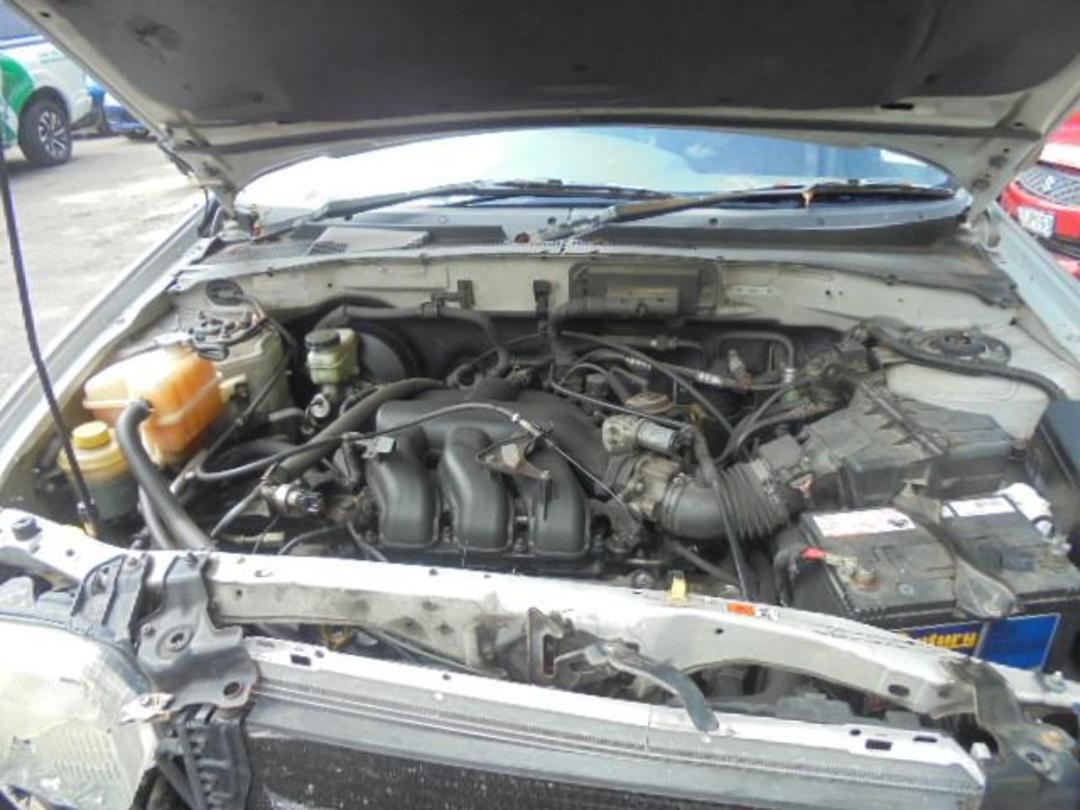 Photo '19' of Ford Escape Photo '19' of Ford Escape