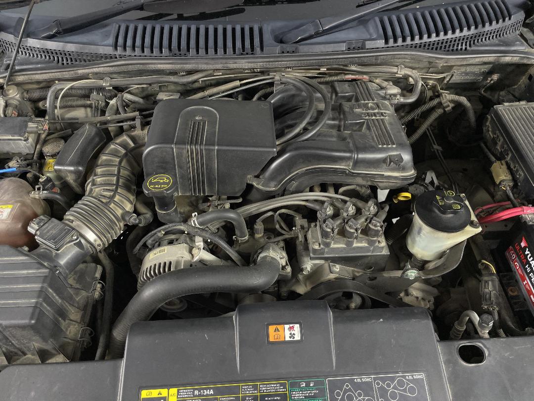 Photo '13' of Ford Explorer