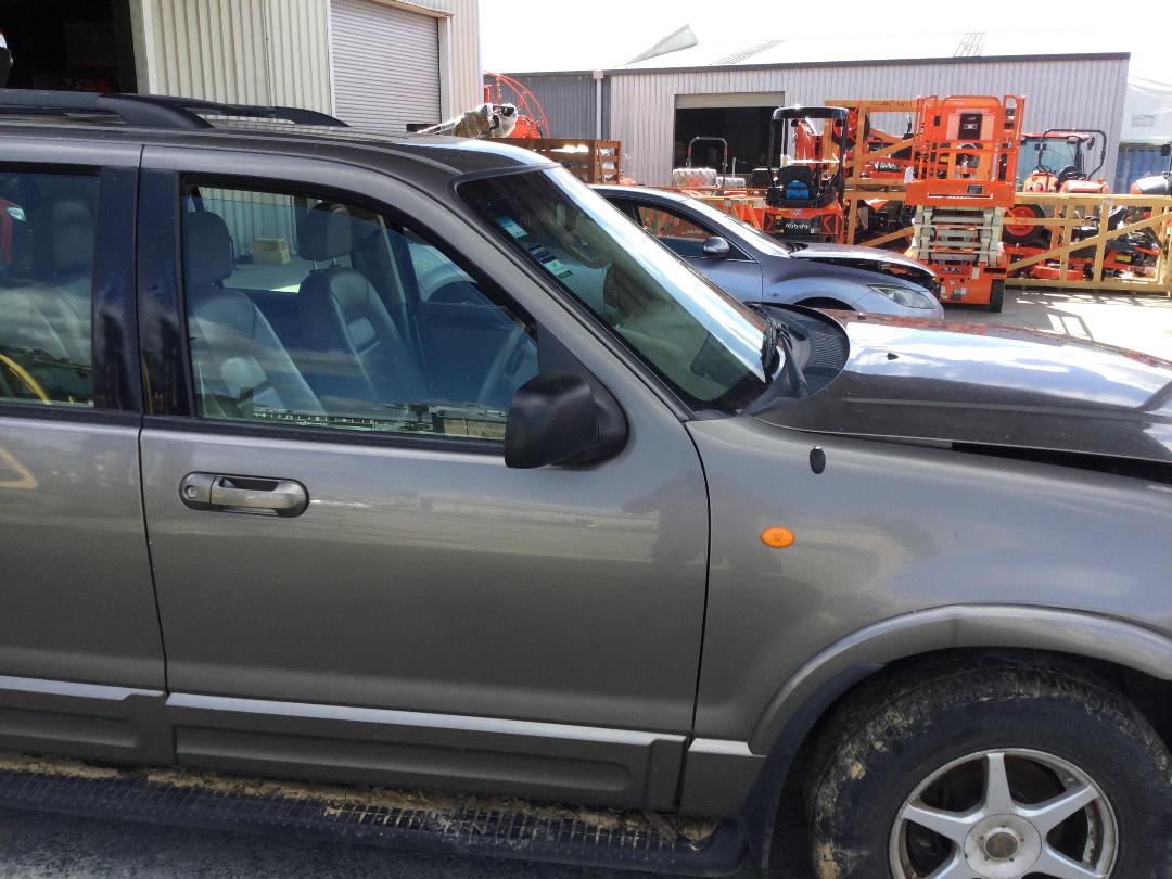 Photo '9' of Ford Explorer LTD Photo '9' of Ford Explorer LTD