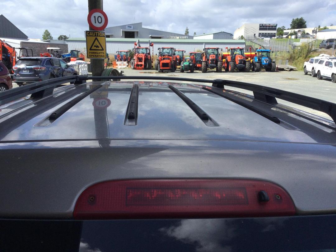 Photo '15' of Ford Explorer LTD Photo '15' of Ford Explorer LTD