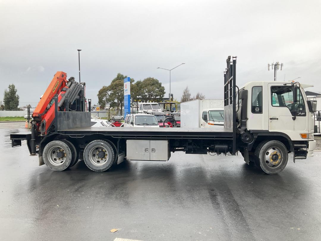 Photo '4' of Hino FF 1JPKA Flat Deck Crane Photo '4' of Hino FF 1JPKA Flat Deck Crane