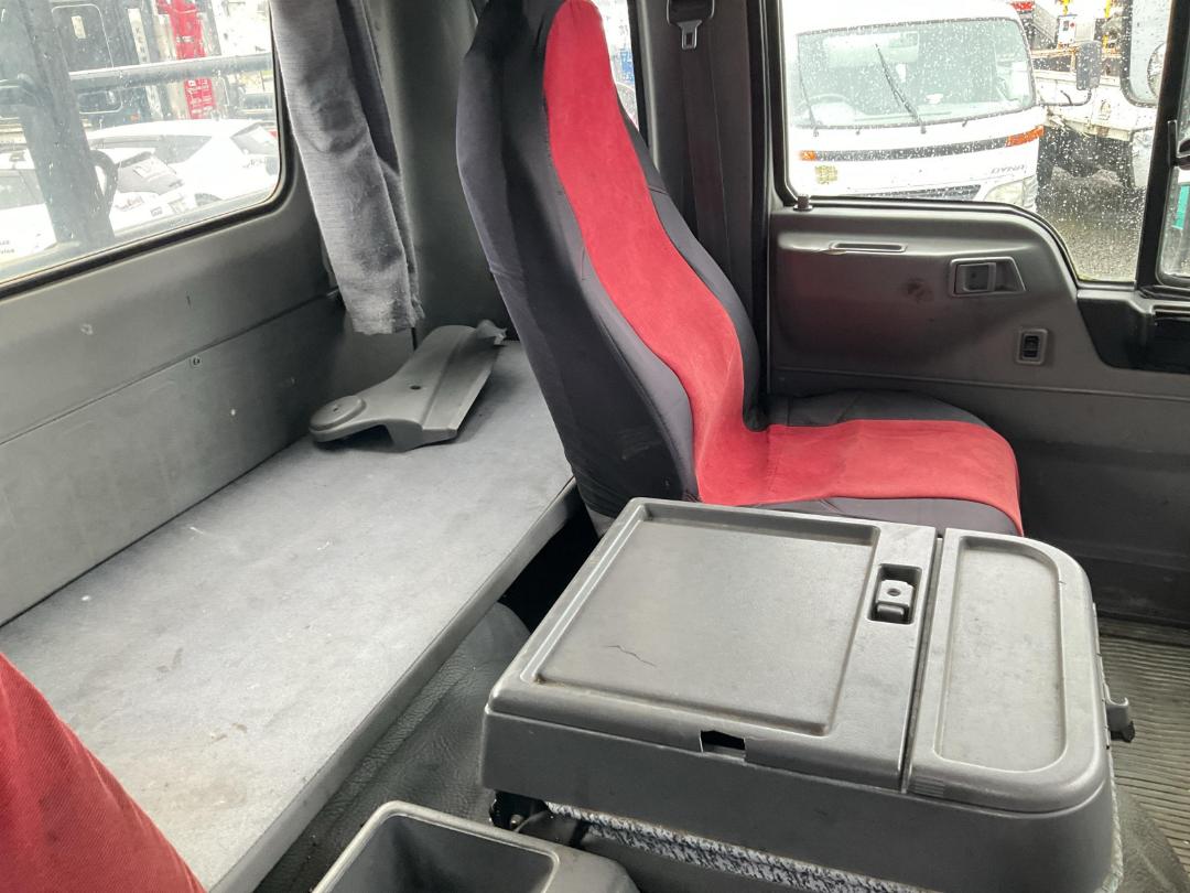 Photo '20' of Hino FF 1JPKA Flat Deck Crane Photo '20' of Hino FF 1JPKA Flat Deck Crane