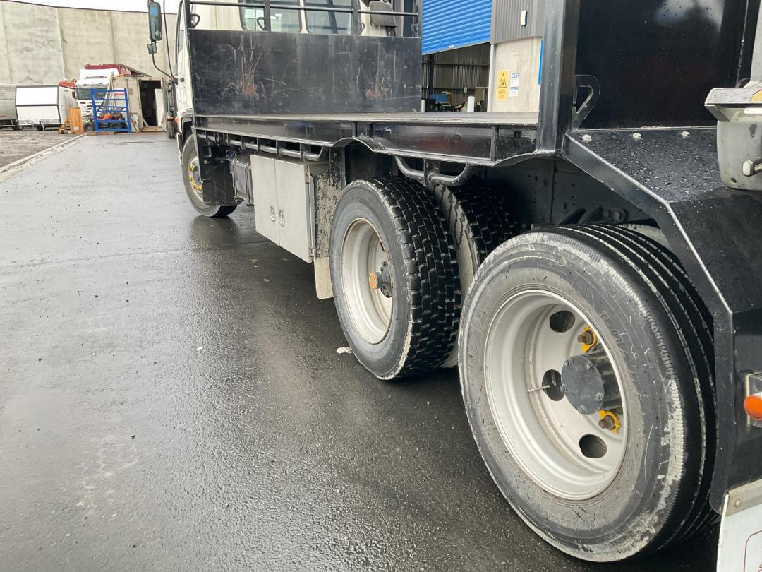 Photo '39' of Hino FF 1JPKA Flat Deck Crane Photo '39' of Hino FF 1JPKA Flat Deck Crane